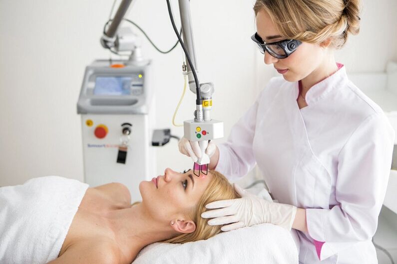 Procedimiento de rejuvenecimiento facial con láser
